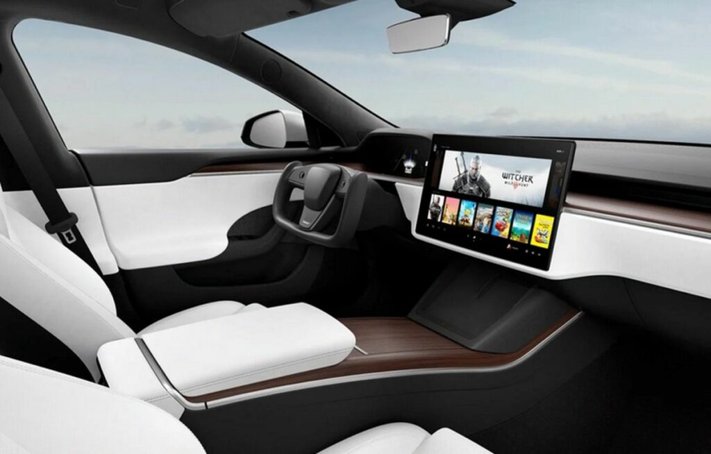 intérieur voiture Tesla