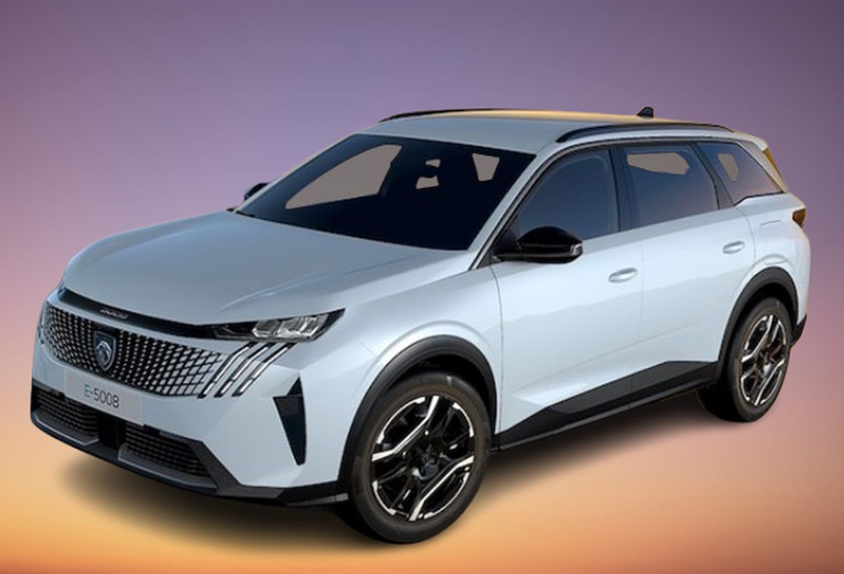 Peugeot e-5008